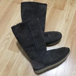 Chocolate brown tall UGG